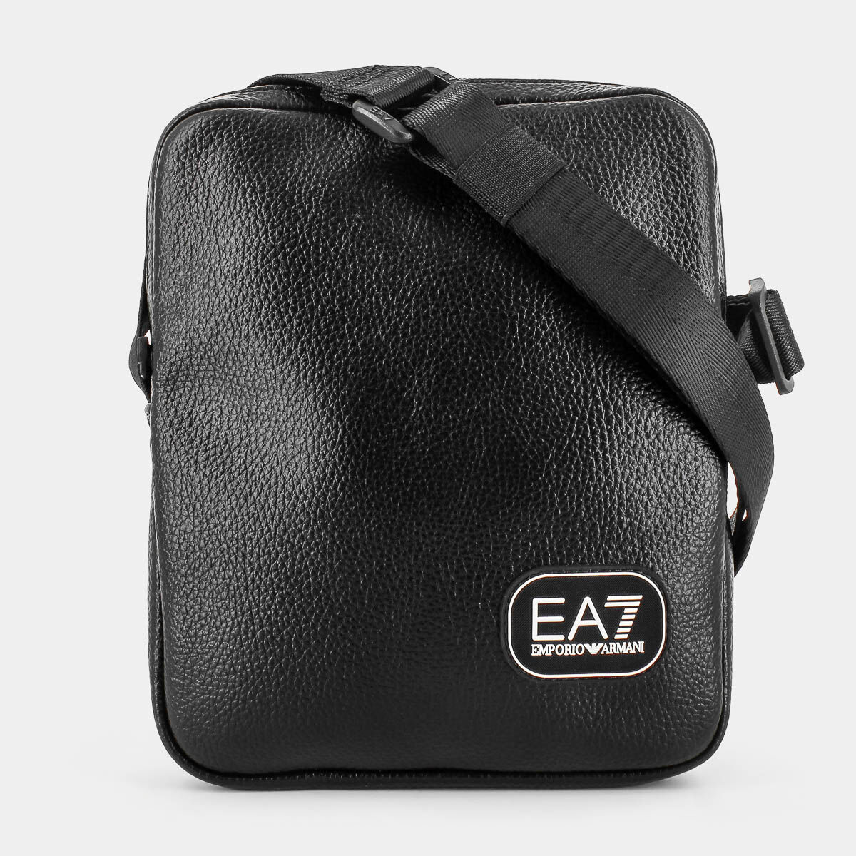 Ea7, nero