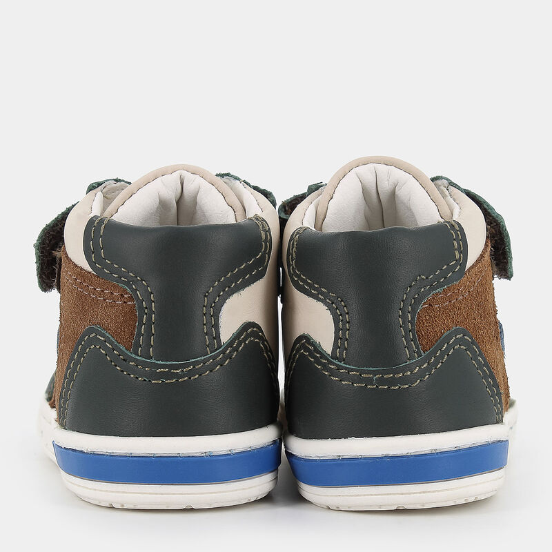 BAMBINO da BAMBINI | PRIMI PASSI PRIMIGI