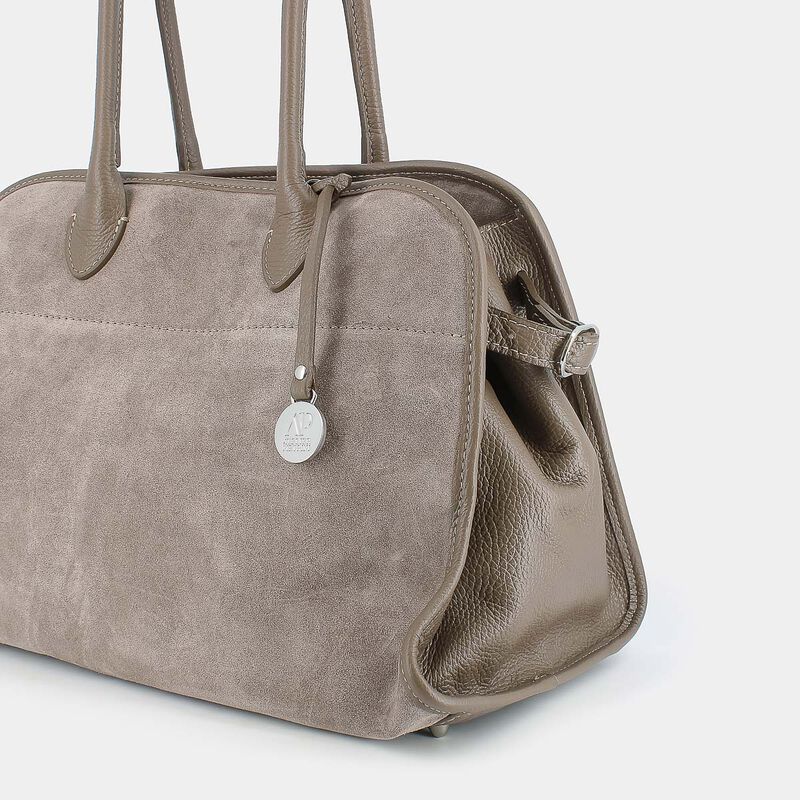 I25 da ATELIER EG | 502  TAUPE I25 ATELIER PIETRINI