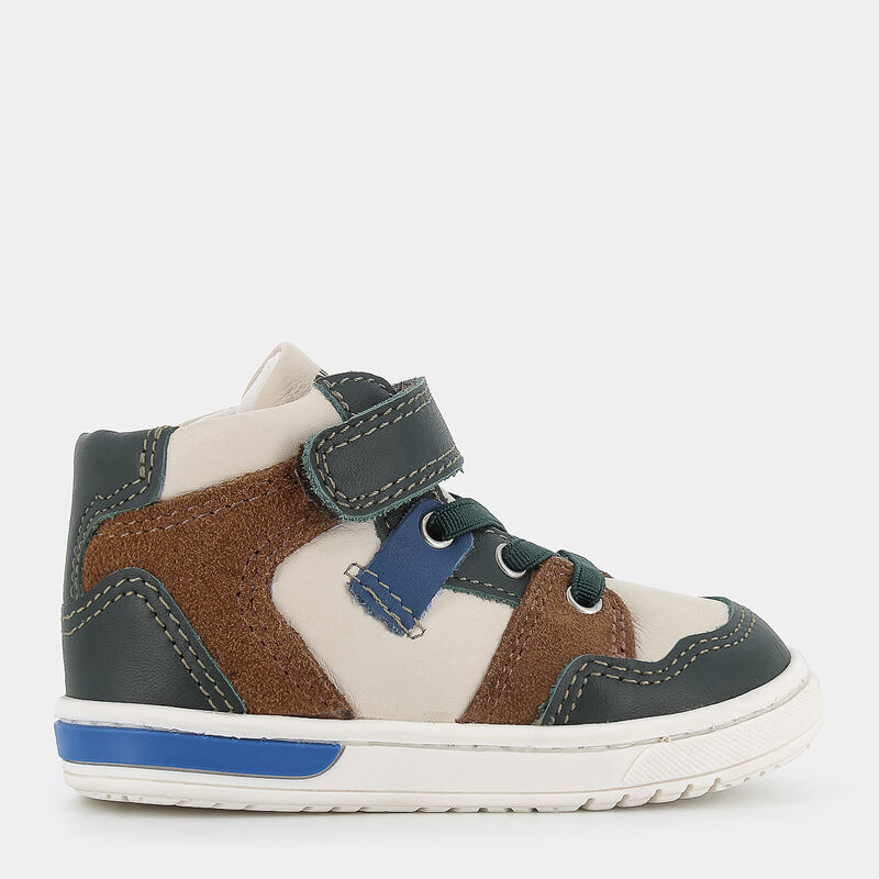 BAMBINO da BAMBINI | PRIMI PASSI PRIMIGI