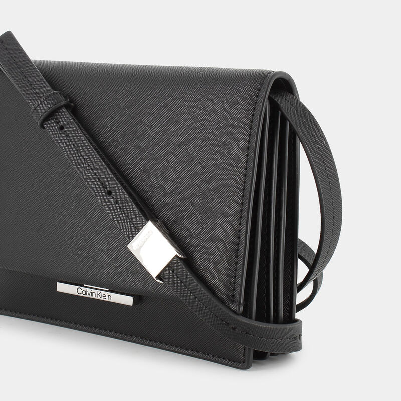 BEH  BLACK I24 da CALVIN  12559 | null CALVIN KLEIN