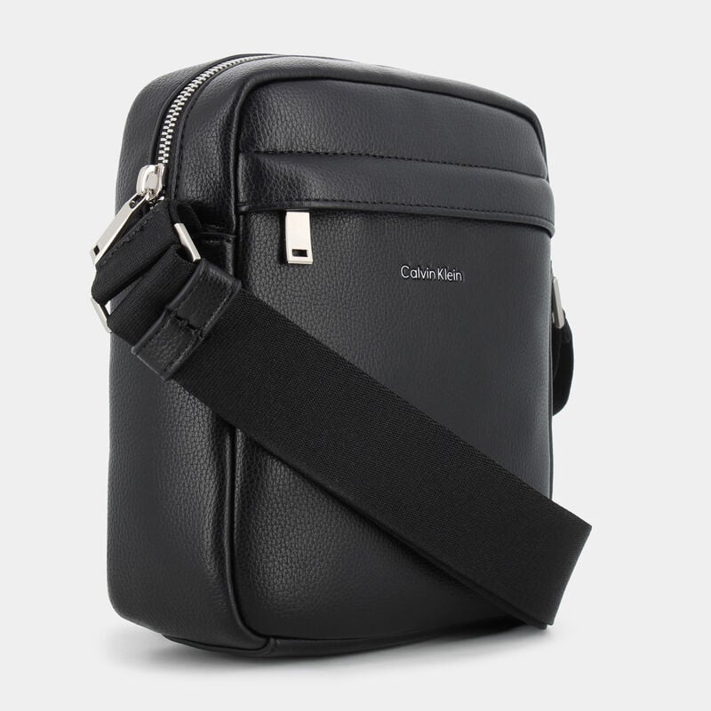 UB1 RAISED BLACK E26 da CALVIN  3160G | null CALVIN KLEIN