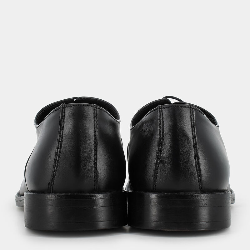 SCARPE da UOMO | STRINGATE OSCAR&THAIS