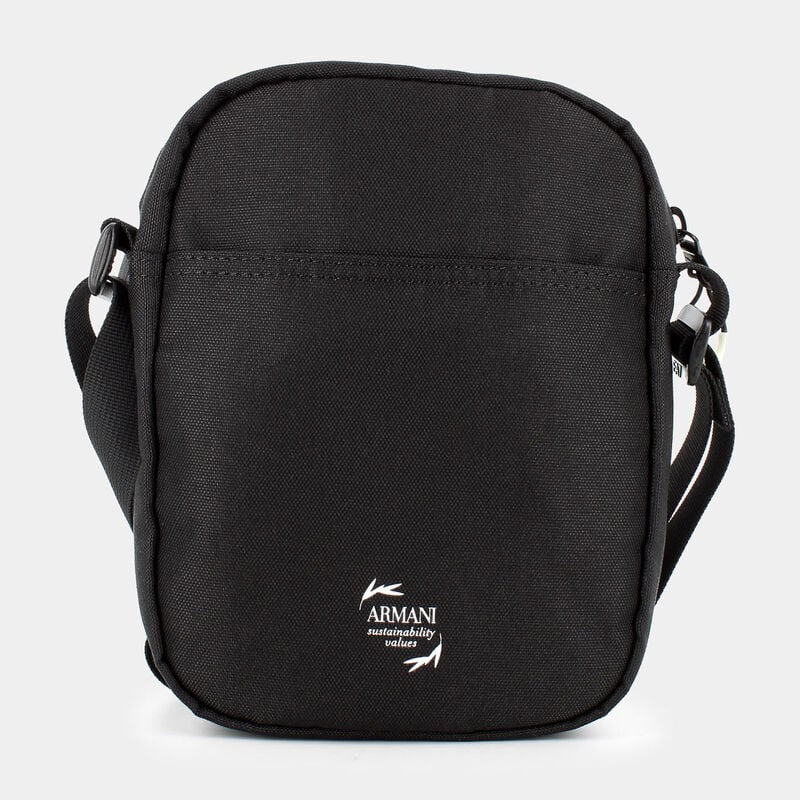 null da EA7 245086 C 26121 E25 | null EA7