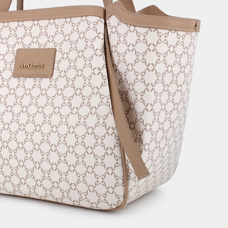 null da NERO GI E644220D  412 E26 | null NERO GIARDINI