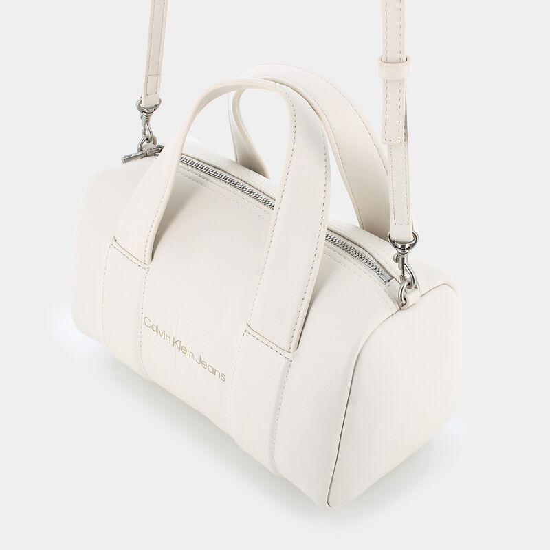 ACF  EGGSHEL I24 da CALVIN  12378 | null CALVIN KLEIN JEANS